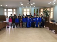 Câmara de Vereadores de Getúlio Vargas recebe alunos do 4º Ano da  Escola Municipal Pedro Herrerias 